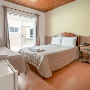 https://hotel-geneve.camposdojordaohotels.net